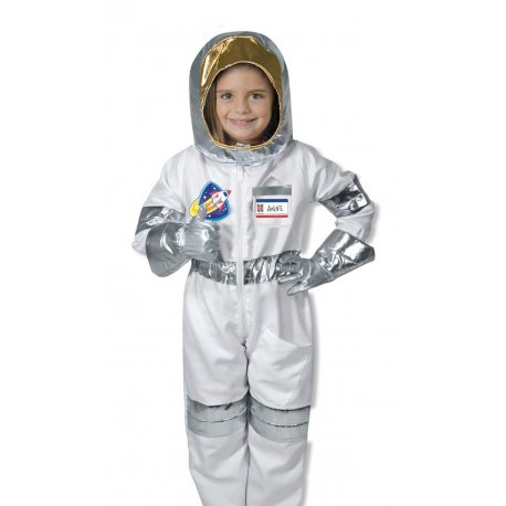 Petite fille dans le déguisement d'astronaute