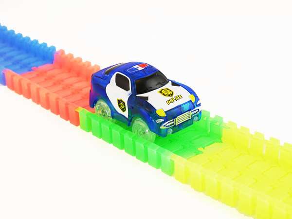 3 Voitures Jouet LED Clignotantes - Compatibles Avec La Plupart Des Circuits De Course - Brillent Dans Le Noir, Pneus Antidérapants